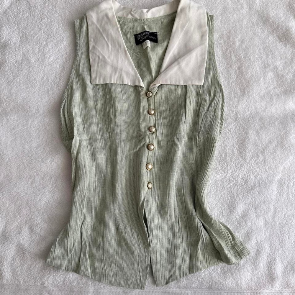 coquette 69s style Green and white button-up vest